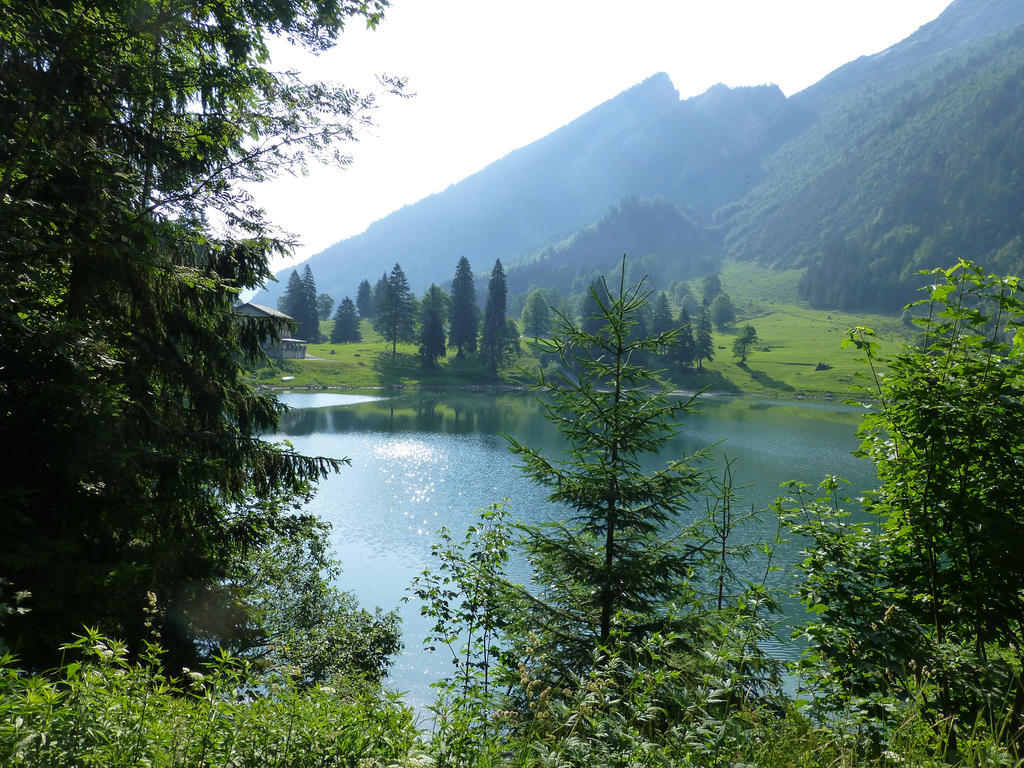 Berghotel Obersee Näfels エクステリア 写真