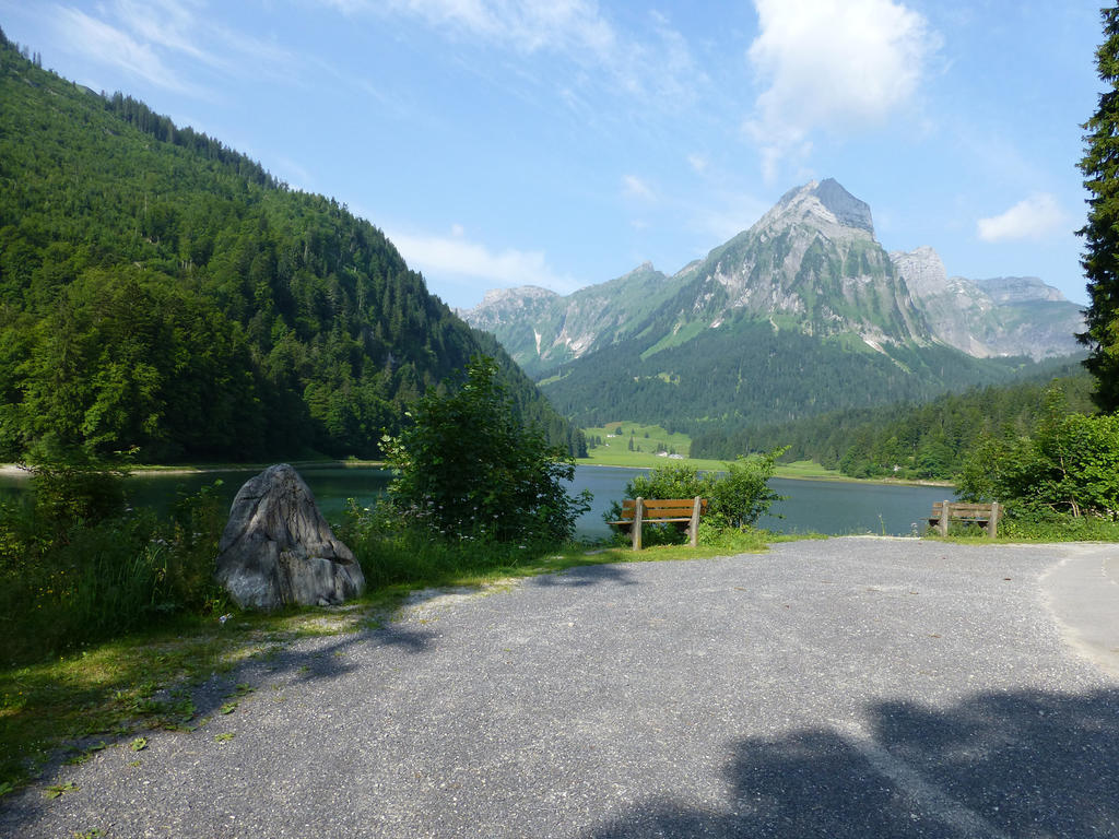 Berghotel Obersee Näfels エクステリア 写真
