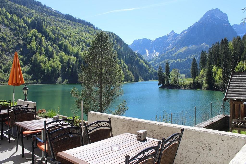 Berghotel Obersee Näfels エクステリア 写真